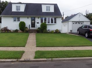 4088 Wicks Ave, Seaford, NY 11783