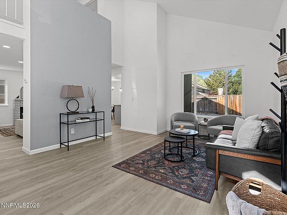 5th image of 2719 Chavez Dr