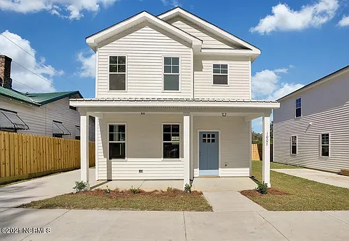 1007 Campbell St Photo 1