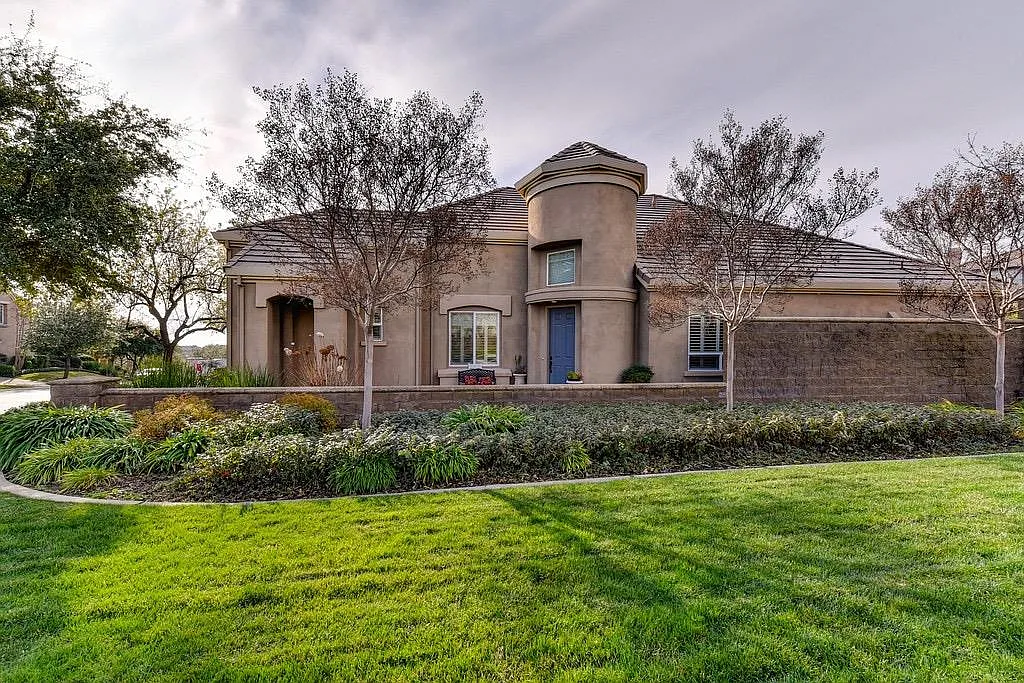 4233 Rimini Way photo 1