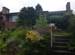 2826 32nd Ave W, Seattle, WA 98199