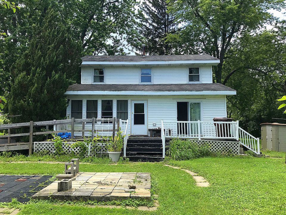 2nd image of 3128 S Wright Rd