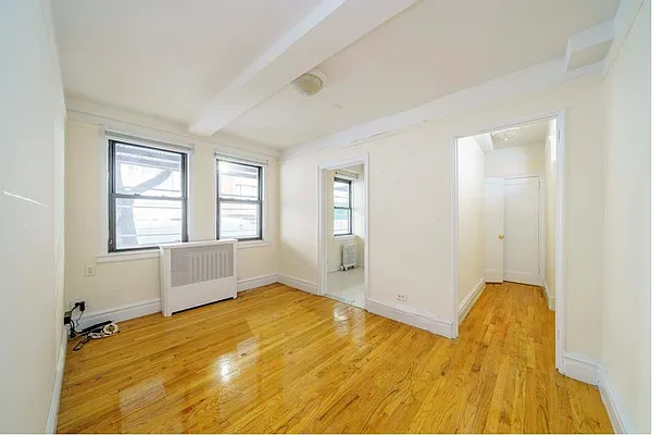 Rented by Douglas Elliman | media 14