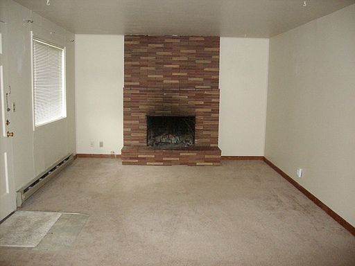 2nd image of 1659 G St
