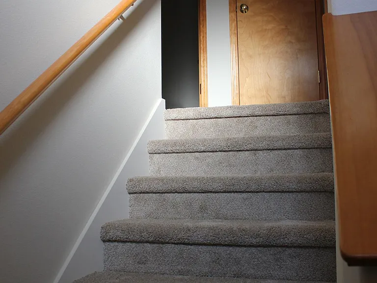 1719 E Illinois St — Photo 11