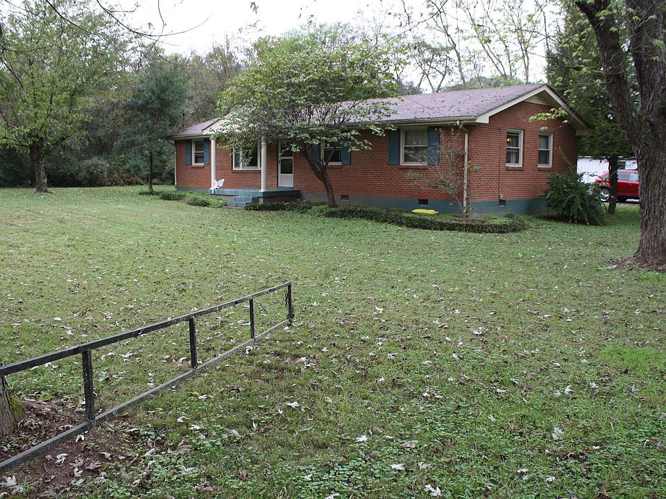 2nd image of 7087 Old Hickory Blvd