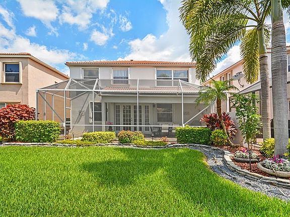 3rd image of 7610 Oak Grove Cir