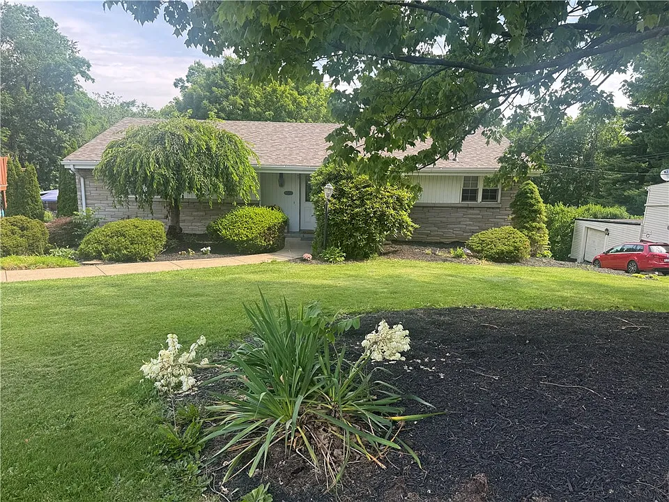 257 Johnston Rd