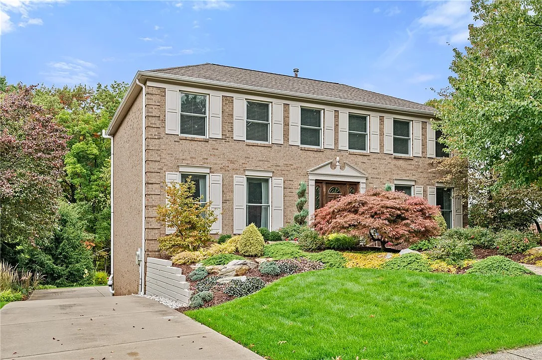 117 Halsey Ct photo 1