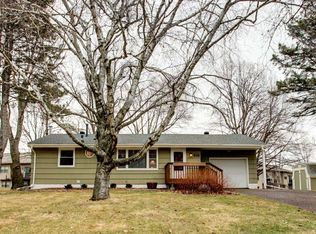 4415 Urbandale Ct N, Plymouth, MN 55446