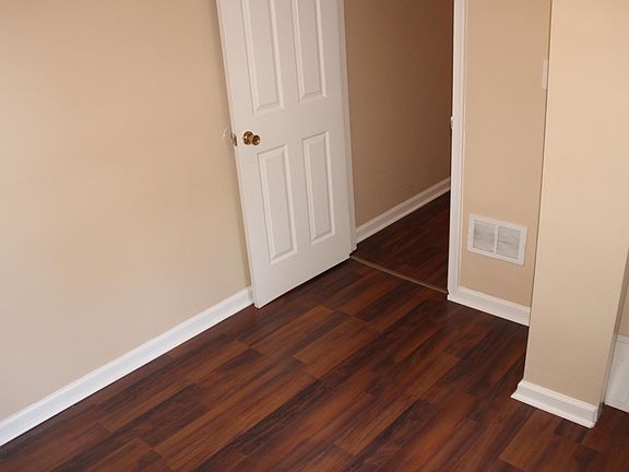 2nd image of 1128 W 2nd St