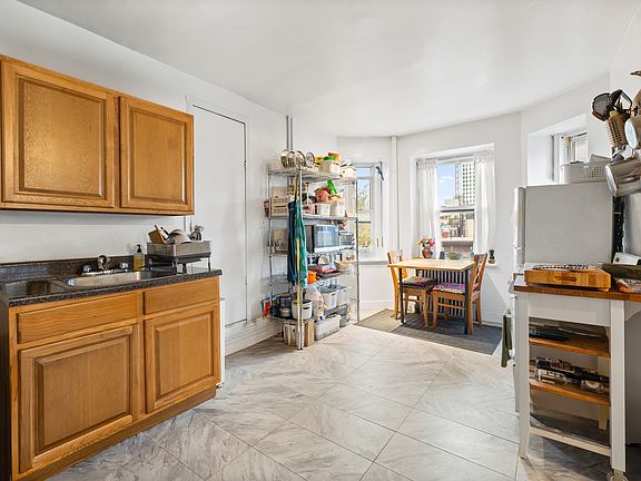 5th image of 74 India St APT B1