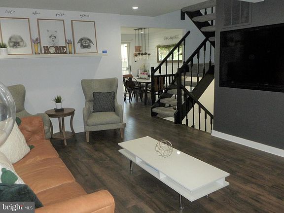 4th image of 7602 Green Willow Ct