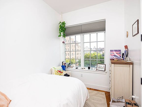 5th image of 291 Metropolitan Ave #5C