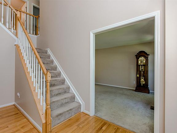 3rd image of 10007 Bentcreek Dr