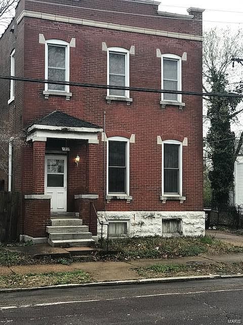 1st image of 1313 S Boyle Ave