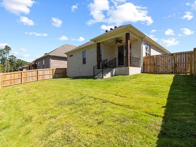 45 Saffron Cir — Photo 24