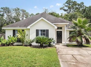 118 E Cherrywood Ln, Pearl River, LA 70452