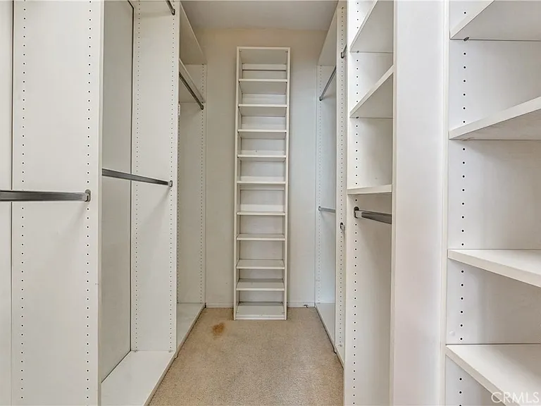10787 Wilshire Blvd #802 — Photo 27