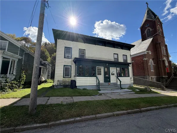 561 E Jefferson St, Little Falls, NY 13365