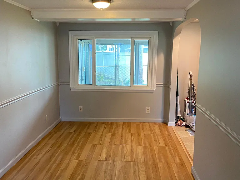 Dining room / Bonus room