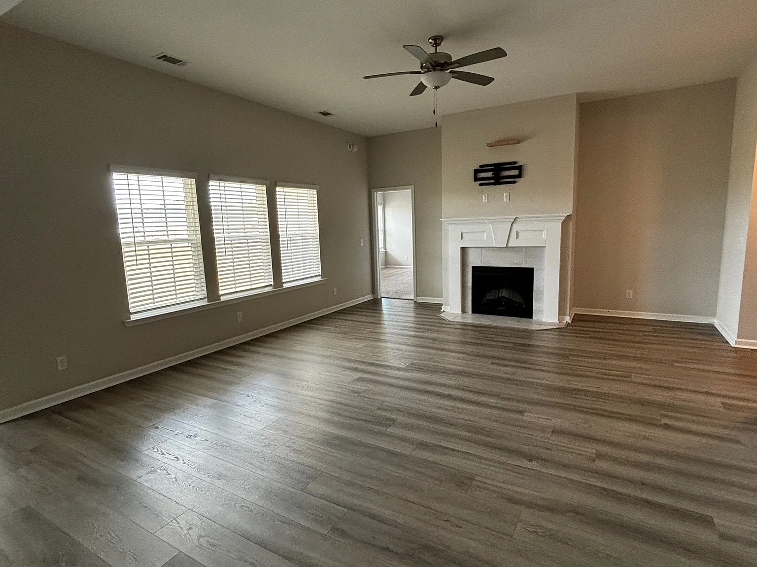 289 Deerfield Drive Northeast - 1 — Photo 3
