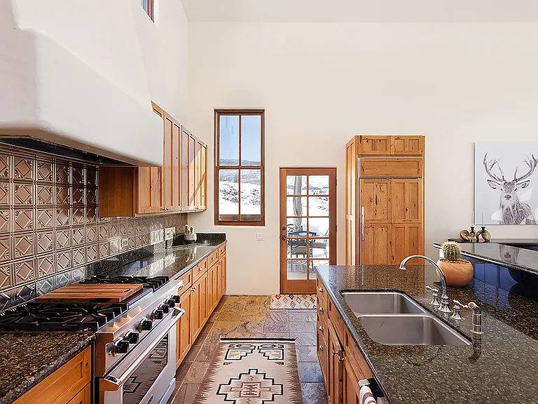 661 Green Meadow Rd — Photo 25