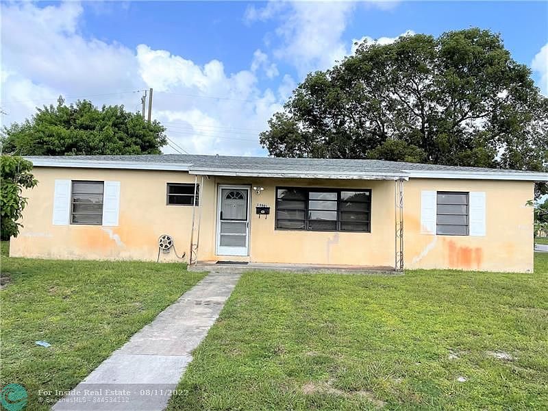 1st image of 15901 NW 27th Pl