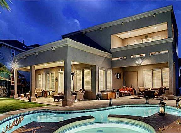 3rd image of 1233 Calle Lago Dr