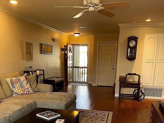 4th image of 360 Wynn Ct