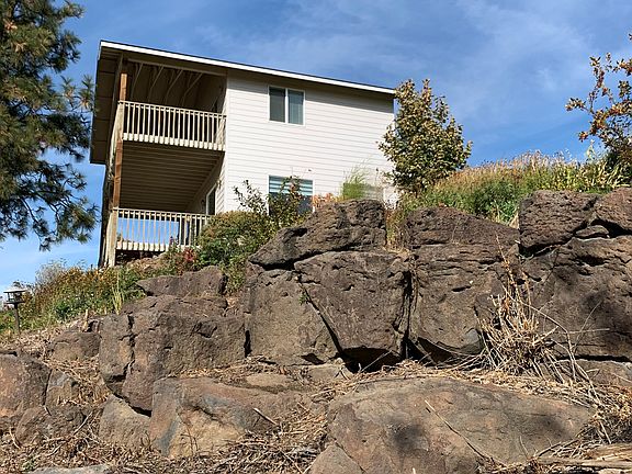 4th image of 4580 Old Naches Hwy