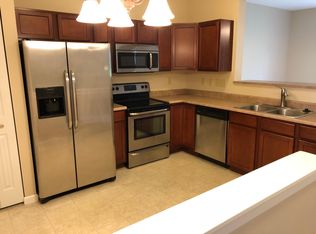 2072 Celebration Park Cir, Belleville, IL 62220
