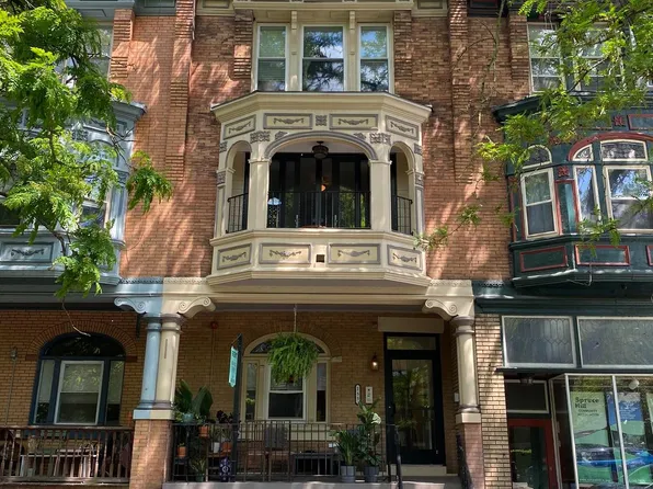 255 S 45th St, Philadelphia, PA 19104