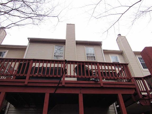 4th image of 14515 Cambridge Cir