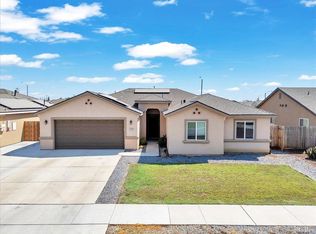 2439 Madeline Dr, Hanford, CA 93230