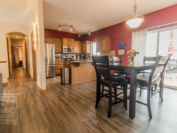 5th image of 23038 Lambert Ave