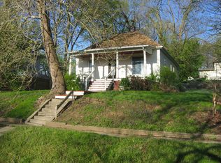 8 N Hazel St, Glenwood, IA 51534