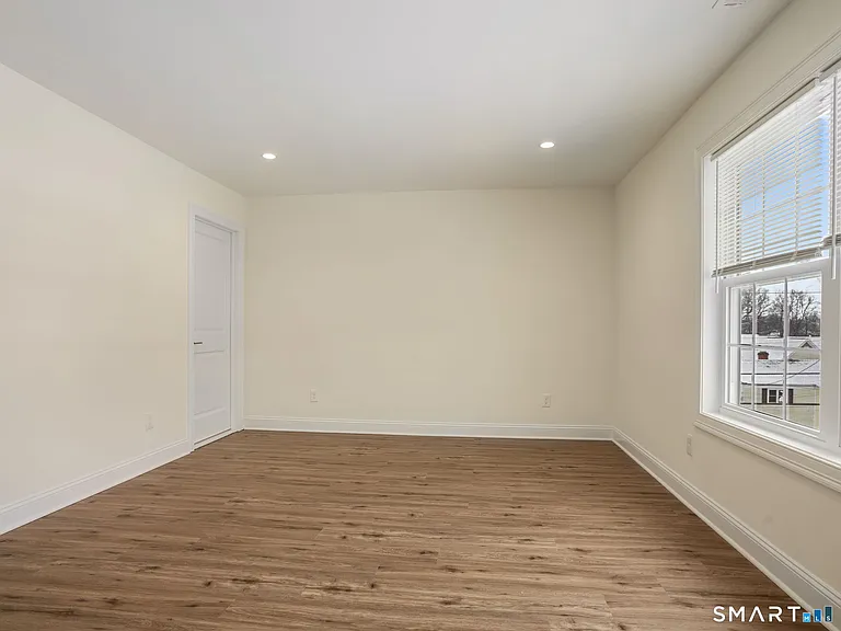 2 Beacon Sq #5 — Photo 15