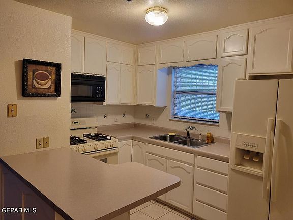 3rd image of 2309 Tom Watson Ct