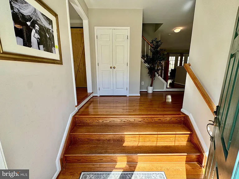 2455 Harpoon Dr — Photo 4