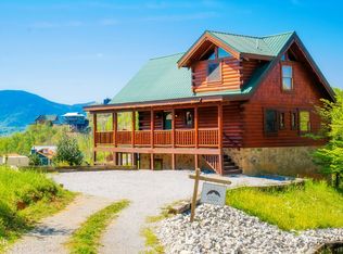 801 Kings Way #1, Gatlinburg, TN 37738