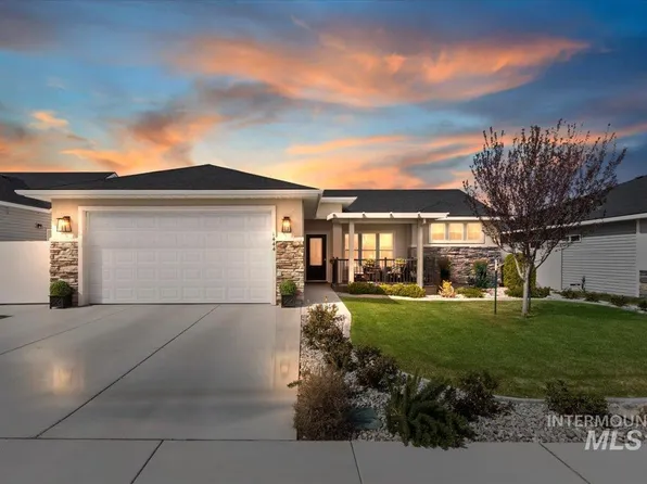 1444 Blue Jay Way, Twin Falls, ID 83301
