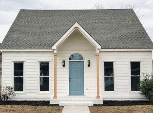 1812 Kathy Lane Ct SW, Decatur, AL 35603