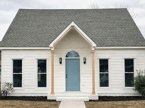 1812 Kathy Lane Ct SW, Decatur, AL 35603