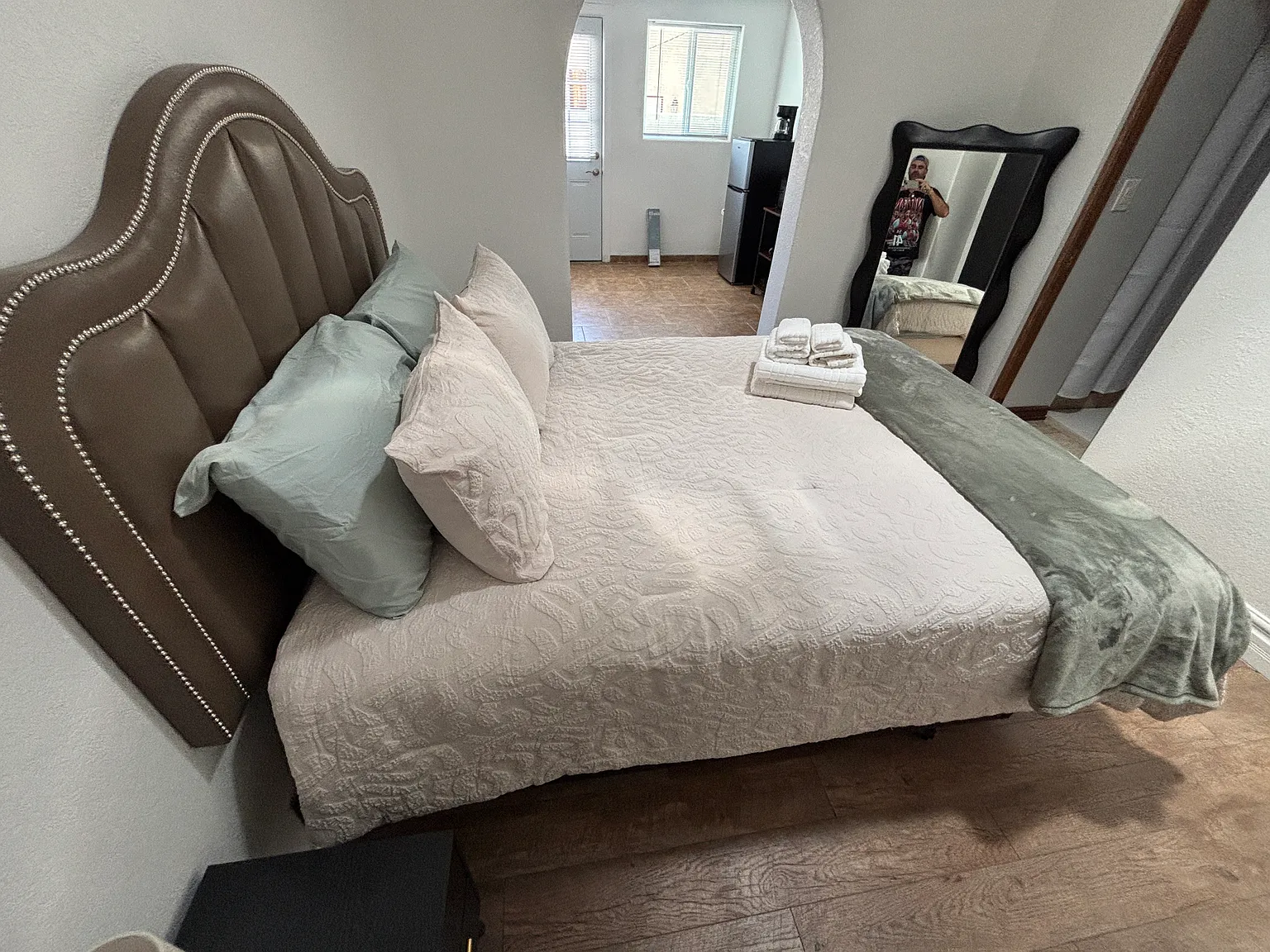 800 Antonio Dr — Photo 4