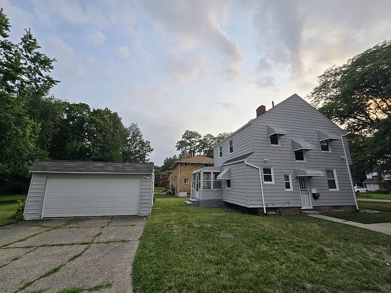 15996 Ravine Dr #HOUSE — Photo 2