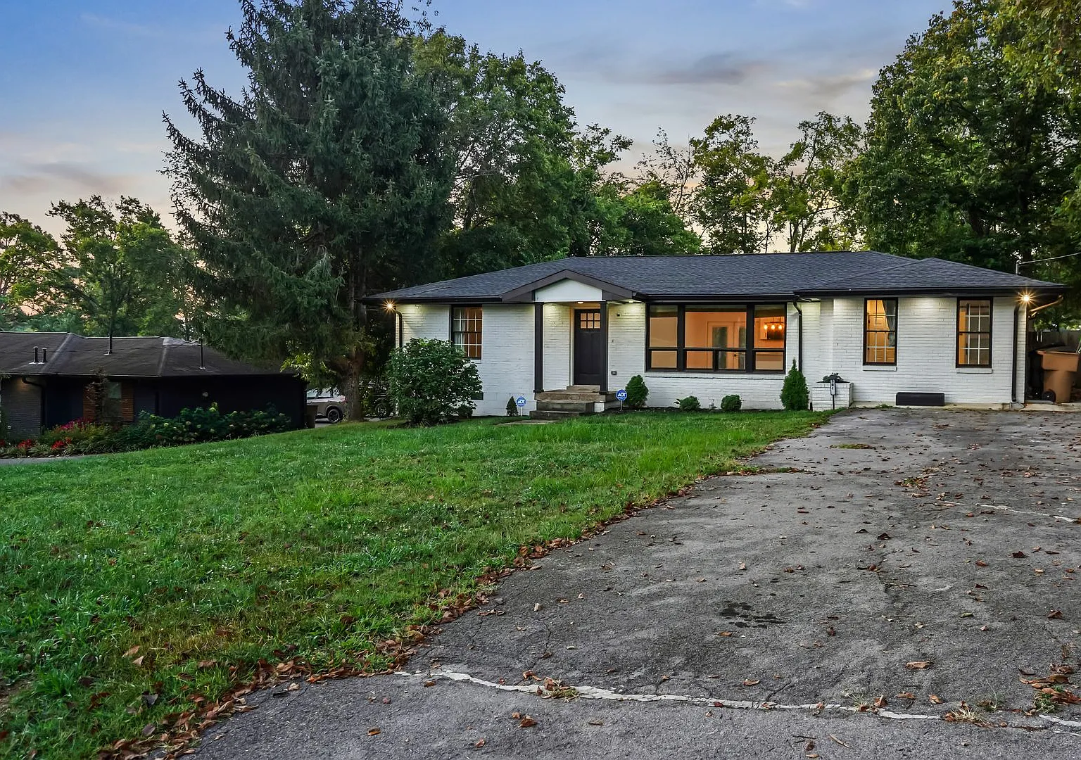 381 Blackman Road, Nashville, TN 37211 — Photo 2