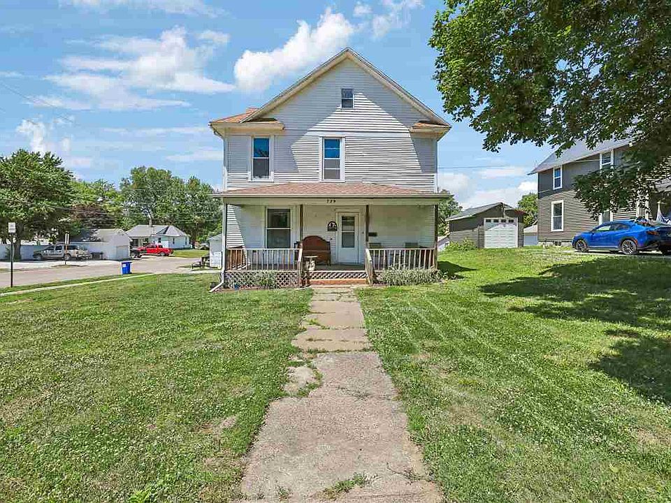 1st image of 739 S Iowa Ave