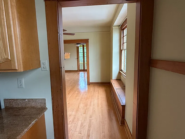 2225 Dante St — Photo 29