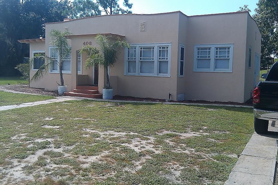 1st image of 408 E Bullard Ave
